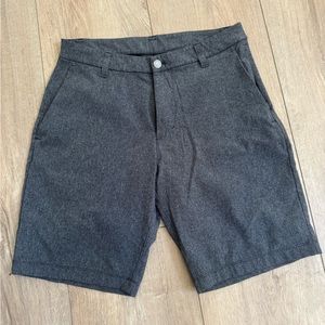 Men’s lululemon size 30 shorts